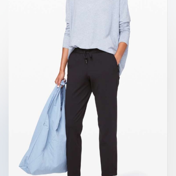 lululemon athletica Pants - Women's Lululemon Black On the Fly Size 4 | Athletic‎ Workout Casual